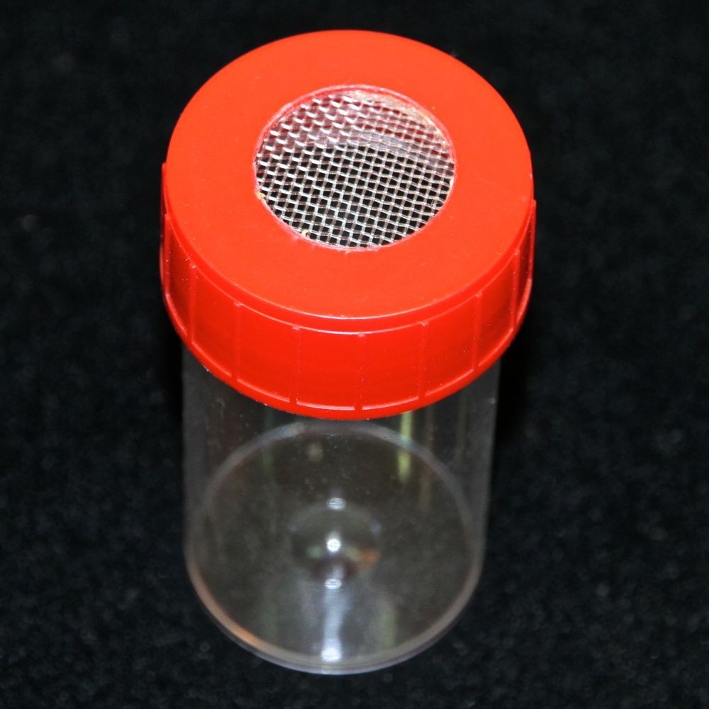 [1202] Boîte de Récolte Grillagée